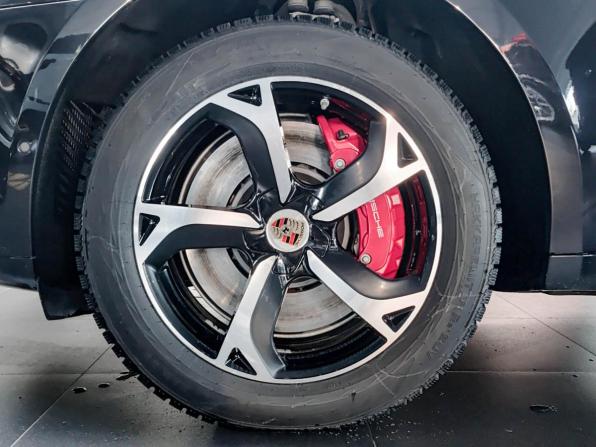 Porsche Macan I Рестайлинг 2 с пробегом 2022 года, цена 9 390 864 рубля, 13480 км, внедорожник, Автокод Объявления