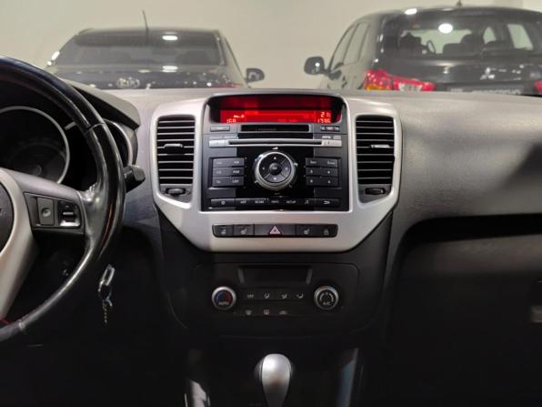 Kia Venga I Рестайлинг с пробегом 2014 года, цена 1 090 000 рублей, 125062 км, минивэн, Автокод Объявления