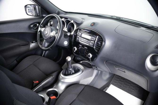 Nissan Juke I Рестайлинг с пробегом 2015 года, цена 1 199 000 рублей, 72593 км, внедорожник, Автокод Объявления