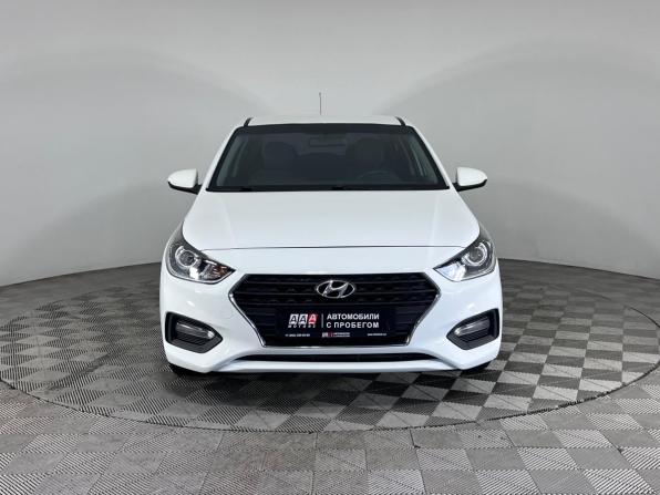 Hyundai Solaris II с пробегом 2017 года, цена 1 220 000 рублей, 173806 км, седан, Автокод Объявления