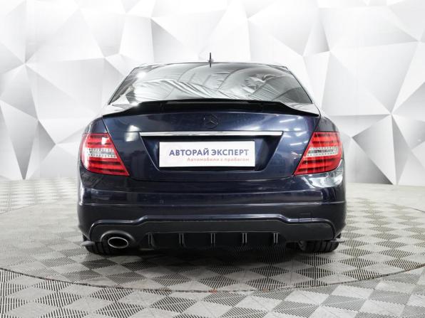 Mercedes-Benz C-Класс III (W204) Рестайлинг с пробегом 2012 года, цена 1 540 000 рублей, 225223 км, седан, Автокод Объявления