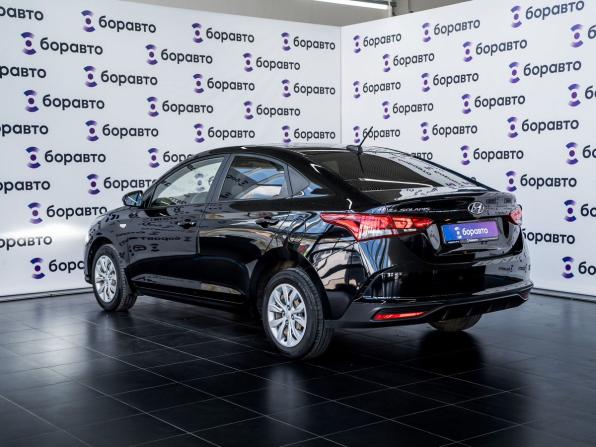 Hyundai Solaris II Рестайлинг с пробегом 2021 года, цена 1 695 000 рублей, 69084 км, седан, Автокод Объявления