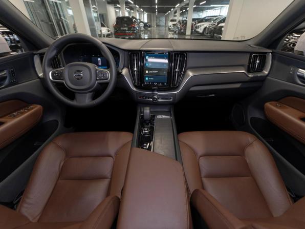 Volvo XC60 II Рестайлинг с пробегом 2024 года, цена 5 280 000 рублей, 24011 км, внедорожник, Автокод Объявления