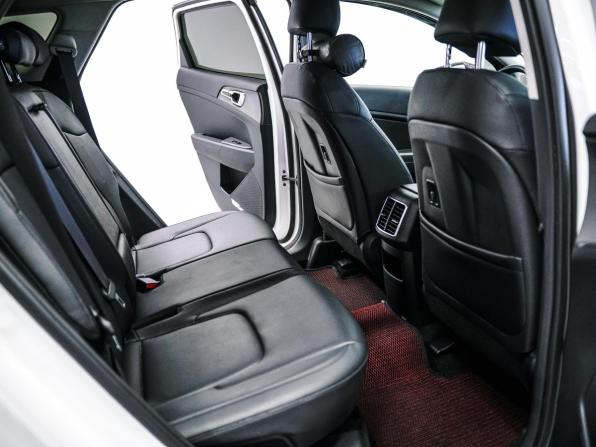 Kia Sportage V с пробегом 2021 года, цена 3 100 000 рублей, 77225 км, внедорожник, Автокод Объявления