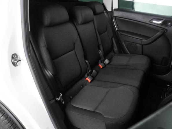 Skoda Yeti I Рестайлинг с пробегом 2017 года, цена 1 499 000 рублей, 54528 км, внедорожник, Автокод Объявления