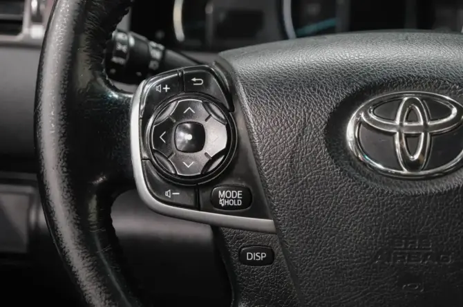 Toyota Camry VII (XV50) с пробегом 2012 года, цена 1 529 000 рублей, 190000 км, седан, Автокод Объявления