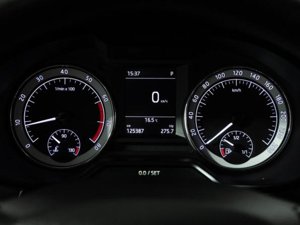 Skoda Octavia III (A7) Рестайлинг с пробегом 2017 года, цена 1 749 700 рублей, 125387 км, лифтбек, Автокод Объявления