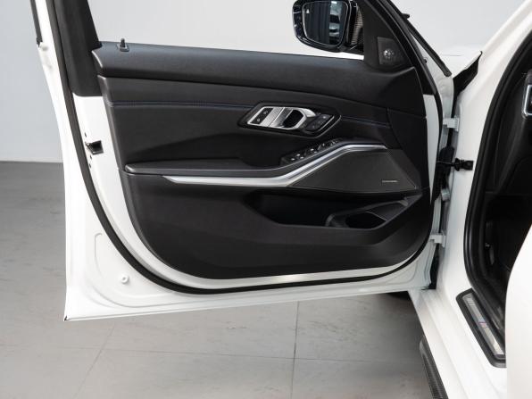 BMW 3 серии VII (G2x) с пробегом 2019 года, цена 4 199 000 рублей, 73149 км, седан, Автокод Объявления