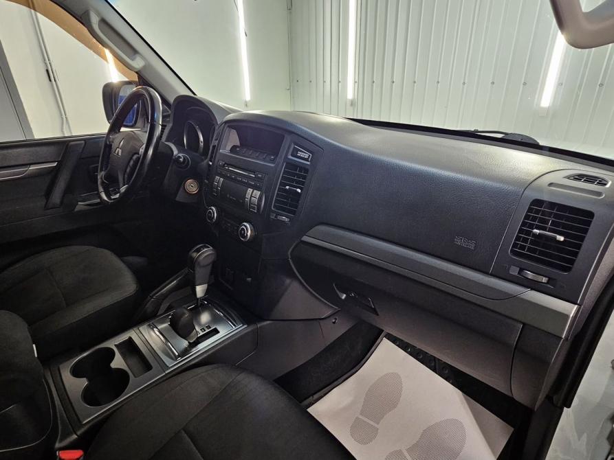 Mitsubishi Pajero IV Рестайлинг 1 Белгород  - изображение 20