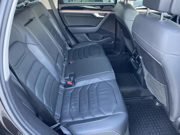 Volkswagen Touareg III с пробегом 2019 года, цена 5 250 000 рублей, 162000 км, внедорожник, Автокод Объявления