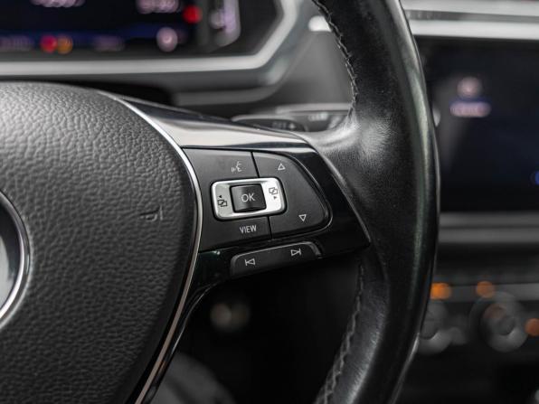 Volkswagen Tiguan II с пробегом 2019 года, цена 2 730 000 рублей, 136955 км, внедорожник, Автокод Объявления