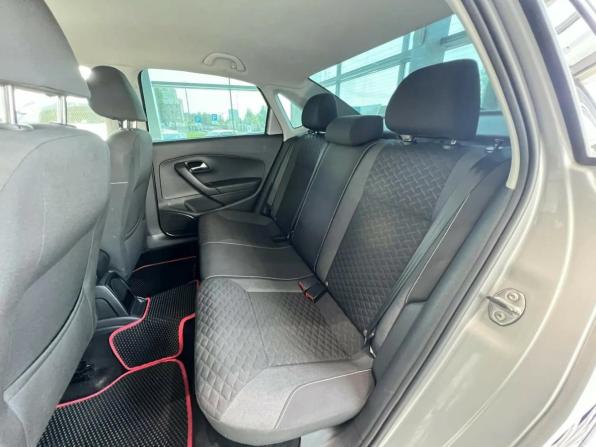 Volkswagen Polo V Рестайлинг с пробегом 2018 года, цена 1 295 000 рублей, 157896 км, седан, Автокод Объявления