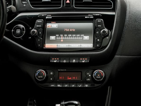 Kia Ceed II с пробегом 2013 года, цена 1 590 000 рублей, 58591 км, хэтчбек, Автокод Объявления