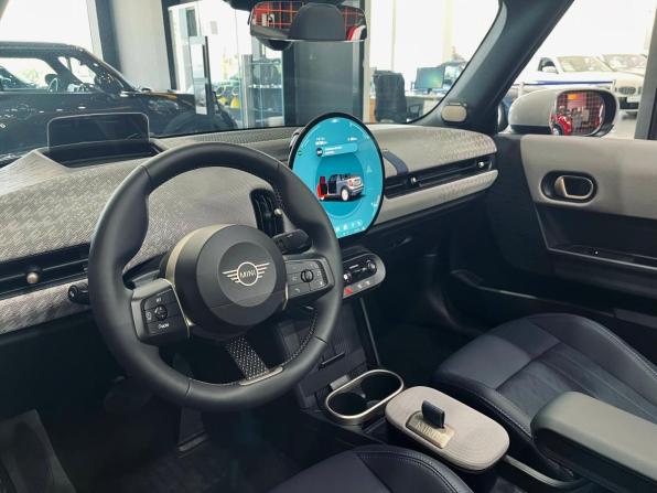 Mini Cabrio IV с пробегом 2025 года, цена 6 790 000 рублей, 756 км, кабриолет, Автокод Объявления