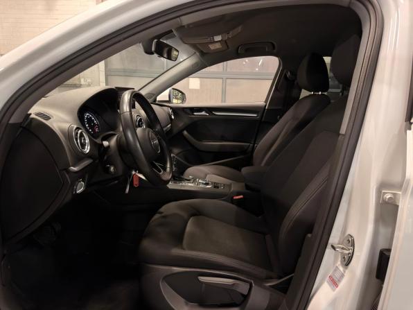 Audi A3 III (8V) Рестайлинг с пробегом 2019 года, цена 1 799 000 рублей, 110000 км, седан, Автокод Объявления