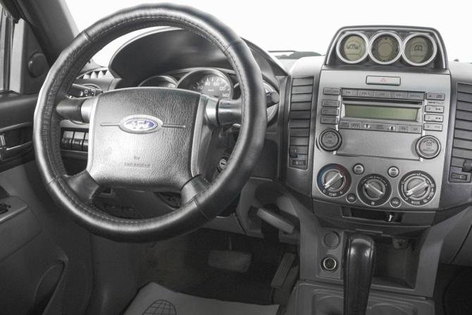 Ford Ranger II Рестайлинг с пробегом 2011 года, цена 1 379 000 рублей, 162000 км, offers.body_type.unknown, Автокод Объявления