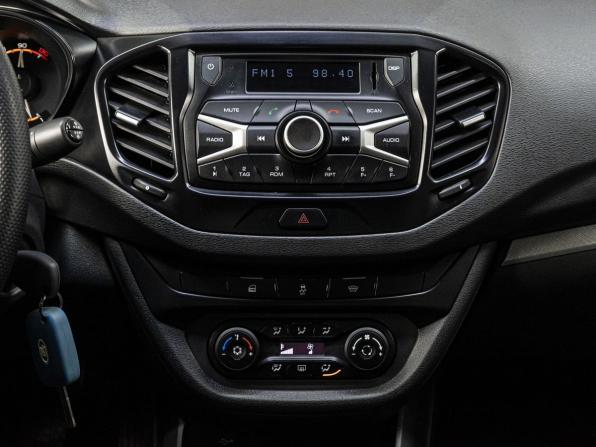 Lada (ВАЗ) Vesta I с пробегом 2019 года, цена 1 069 000 рублей, 112342 км, седан, Автокод Объявления