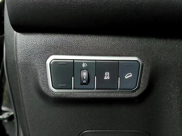 Haval M6 II с пробегом 2024 года, цена 1 649 000 рублей, 89640 км, внедорожник, Автокод Объявления