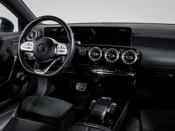 Mercedes-Benz CLA II (C118 X118) с пробегом 2019 года, цена 2 850 000 рублей, 93658 км, седан, Автокод Объявления