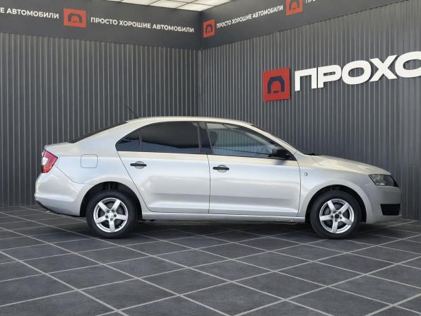 Skoda Rapid I с пробегом 2016 года, цена 937 000 рублей, 148560 км, лифтбек, Автокод Объявления