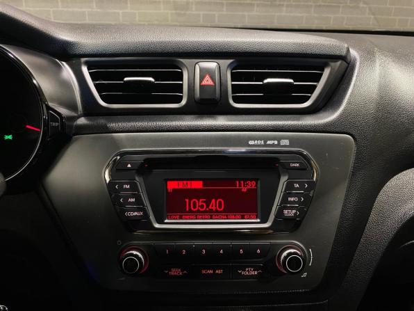 Kia Rio III с пробегом 2012 года, цена 850 000 рублей, 252190 км, хэтчбек, Автокод Объявления