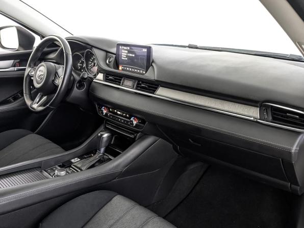 Mazda 6 III (GJ) Рестайлинг 2 с пробегом 2019 года, цена 2 380 000 рублей, 89233 км, седан, Автокод Объявления