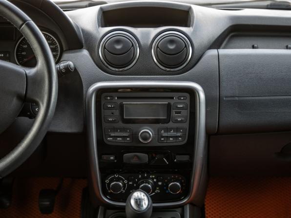 Renault Duster I с пробегом 2012 года, цена 878 000 рублей, 203307 км, внедорожник, Автокод Объявления