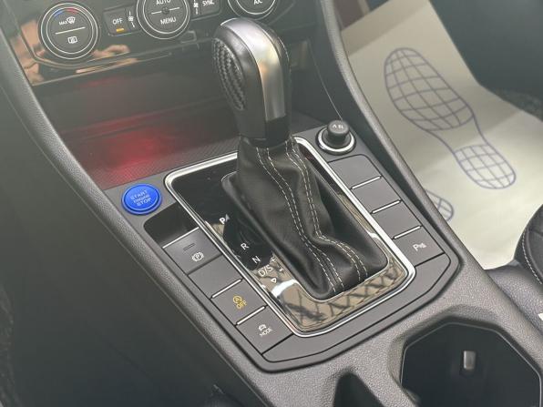 Volkswagen Jetta VII с пробегом 2021 года, цена 2 495 000 рублей, 46413 км, седан, Автокод Объявления