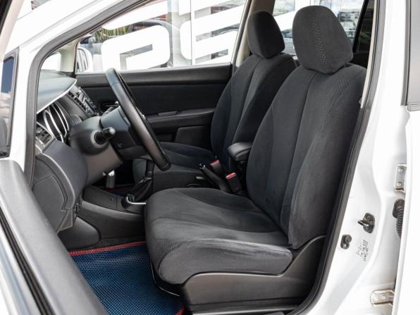 Nissan Tiida I Рестайлинг с пробегом 2013 года, цена 830 000 рублей, 194692 км, седан, Автокод Объявления