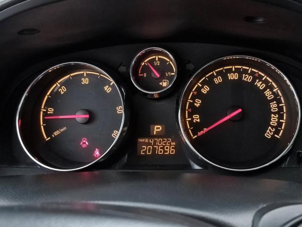 Opel Antara I Рестайлинг с пробегом 2012 года, цена 1 299 000 рублей, 207696 км, внедорожник, Автокод Объявления