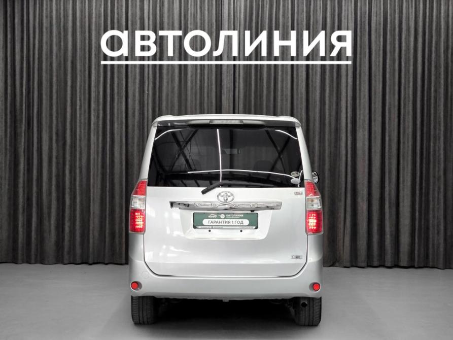 Toyota Noah II (R70) Красноярск  - изображение 8
