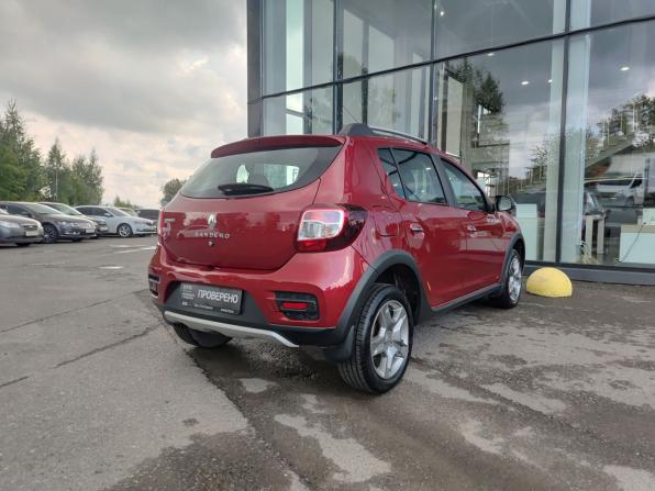 Renault Sandero II Рестайлинг с пробегом 2018 года, цена 920 600 рублей, 122636 км, хэтчбек, Автокод Объявления