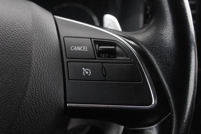 Mitsubishi Outlander III Рестайлинг 2 с пробегом 2016 года, цена 1 920 000 рублей, 130311 км, внедорожник, Автокод Объявления