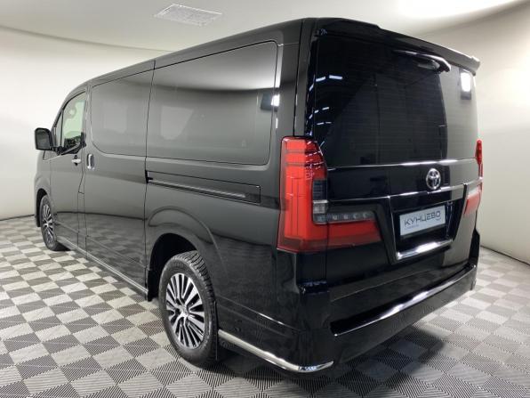 Toyota HiAce H300 с пробегом 2020 года, цена 5 597 000 рублей, 124205 км, минивэн, Автокод Объявления