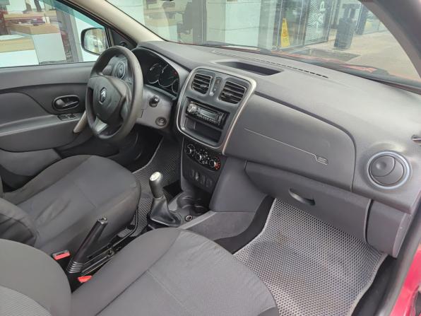 Renault Logan II с пробегом 2014 года, цена 340 000 рублей, 315000 км, седан, Автокод Объявления