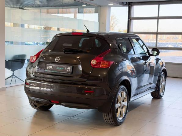 Nissan Juke I с пробегом 2011 года, цена 837 000 рублей, 275900 км, внедорожник, Автокод Объявления
