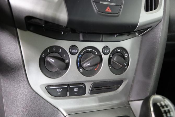 Ford Focus III с пробегом 2012 года, цена 829 990 рублей, 89169 км, хэтчбек, Автокод Объявления