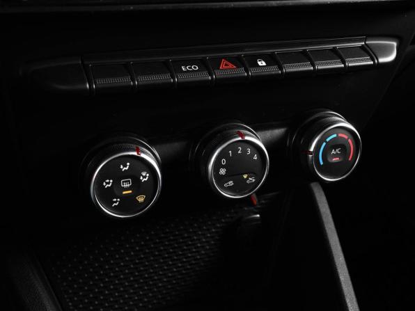 Renault Duster II с пробегом 2022 года, цена 1 629 000 рублей, 165026 км, внедорожник, Автокод Объявления