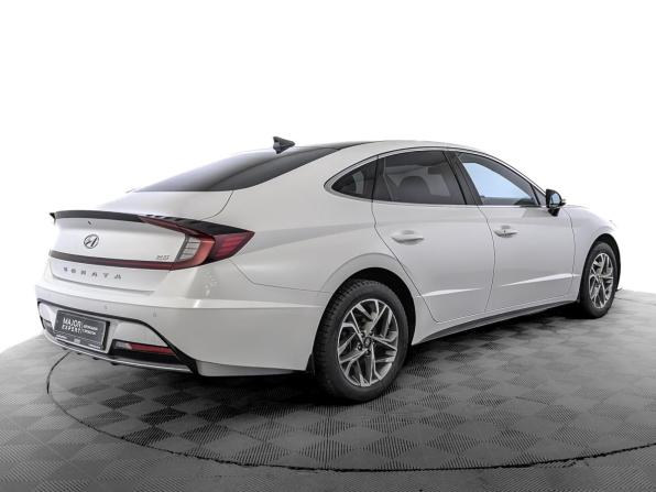 Hyundai Sonata VIII (DN8) с пробегом 2021 года, цена 2 520 000 рублей, 110025 км, седан, Автокод Объявления