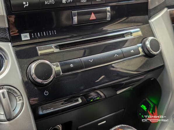 Toyota Land Cruiser 200 Series Рестайлинг 1 с пробегом 2013 года, цена 3 048 000 рублей, 270000 км, внедорожник, Автокод Объявления