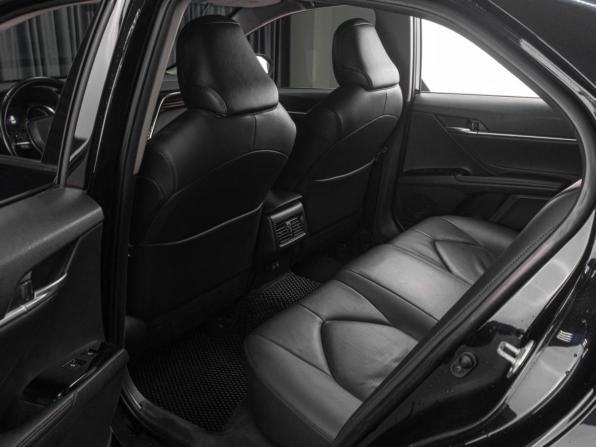 Toyota Camry VIII (XV70) с пробегом 2019 года, цена 2 699 000 рублей, 175479 км, седан, Автокод Объявления