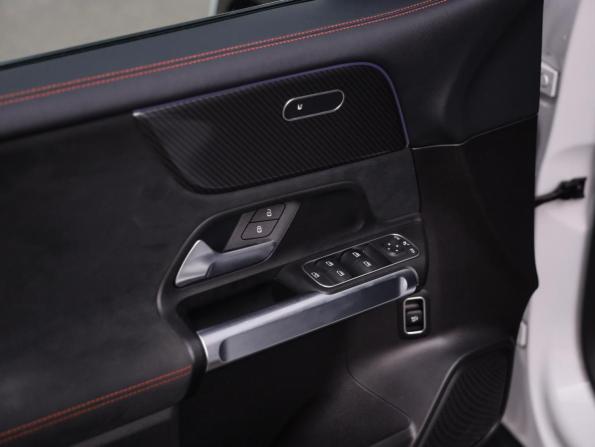 Mercedes-Benz GLB I (X247) с пробегом 2020 года, цена 3 999 000 рублей, 70757 км, внедорожник, Автокод Объявления