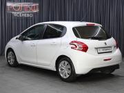 Peugeot 208 I Москва  - изображение 28