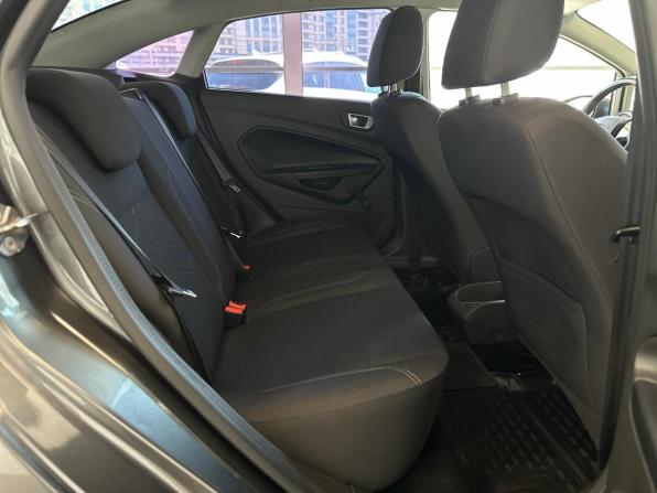 Ford Fiesta Mk6 Рестайлинг с пробегом 2018 года, цена 840 000 рублей, 115965 км, хэтчбек, Автокод Объявления