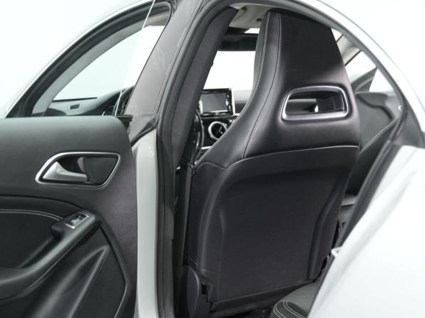 Mercedes-Benz CLA I (C117 X117) с пробегом 2014 года, цена 1 520 000 рублей, 221405 км, седан, Автокод Объявления