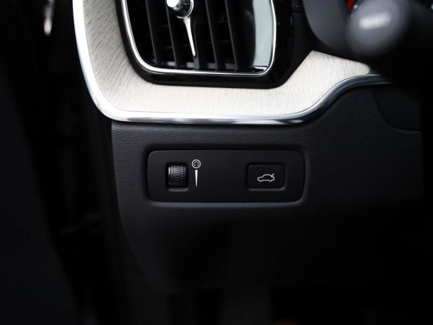 Volvo XC60 II Санкт-Петербург  - изображение 20