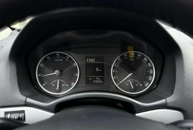 Skoda Octavia II (A5) Рестайлинг с пробегом 2012 года, цена 990 000 рублей, 123600 км, лифтбек, Автокод Объявления