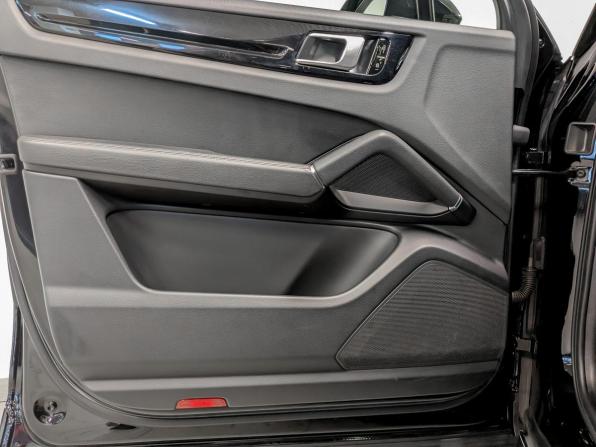 Porsche Cayenne III с пробегом 2019 года, цена 6 650 000 рублей, 112250 км, внедорожник, Автокод Объявления