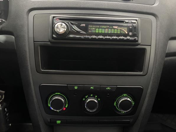 Skoda Octavia II (A5) Рестайлинг с пробегом 2009 года, цена 799 000 рублей, 236000 км, лифтбек, Автокод Объявления