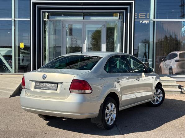 Volkswagen Polo V с пробегом 2011 года, цена 570 000 рублей, 235856 км, седан, Автокод Объявления